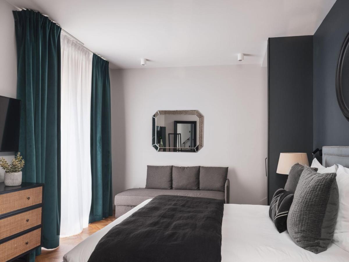 Appartements Place Royale - Maisons Du Monde Hotel & Suites Nantes Bagian luar foto