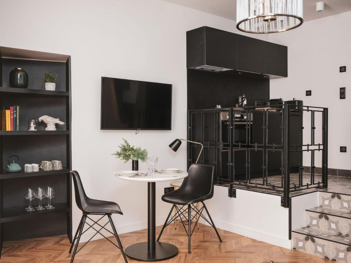 Appartements Place Royale - Maisons Du Monde Hotel & Suites Nantes Bagian luar foto